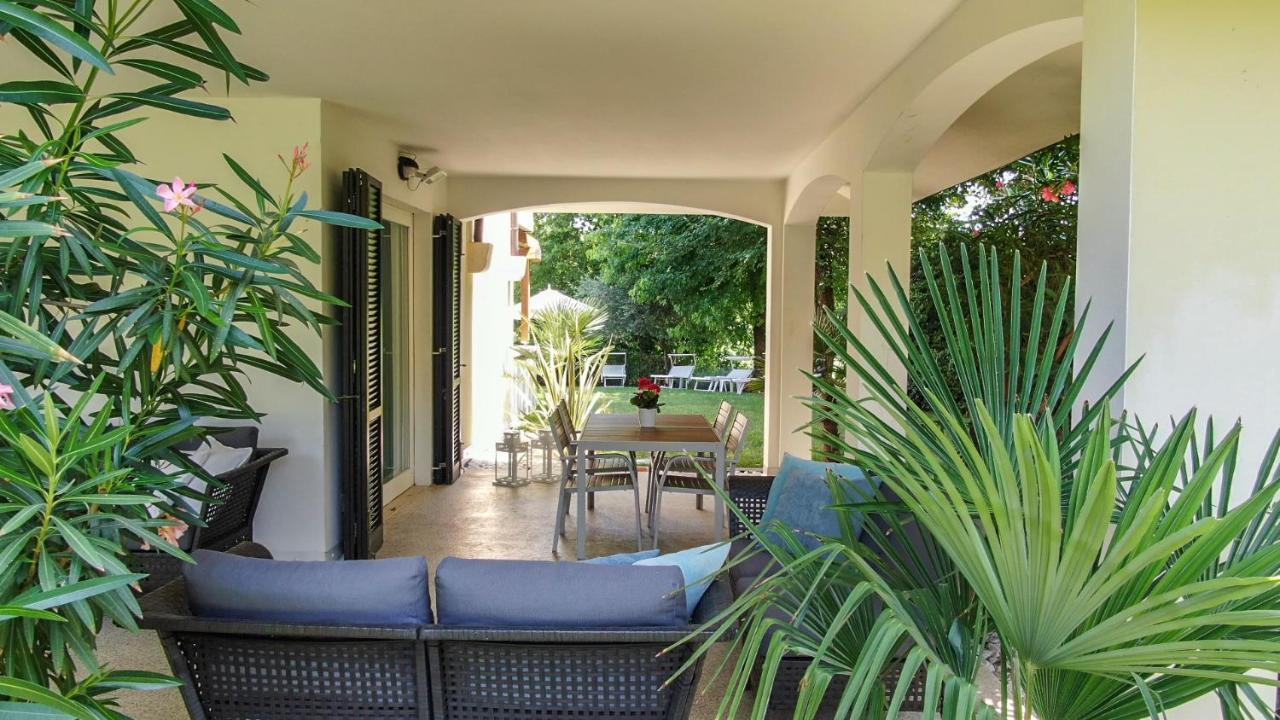 פאדנג'ה סול גארדה Italia Living Villa מראה חיצוני תמונה